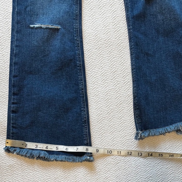 NWT Girls Joe's Jeans x Triple 5 The Molly Flare Medium Wash Girls Size 10 - Picture 16 of 16